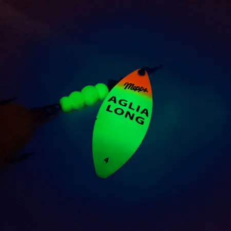 Mepps Aglia Long 4 Dressed (ogon z futra jelenia), fluo, 17 g błystka obrotowa #10380