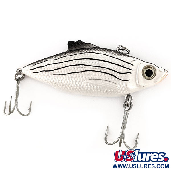 Bass Pro Shops XTS Rattle Shad