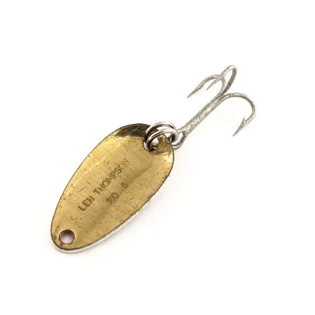 Len Thompson #6, czerwony/biały/mosiądz, 3,5 g błystka wahadłowa #11754