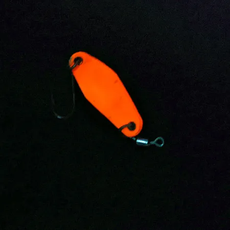 Martin Tackle RMA Reel Magic UV (świeci w ultrafiolecie), Różowy UV - świeci w ultrafiolecie, 1,5 g błystka wahadłowa #17054