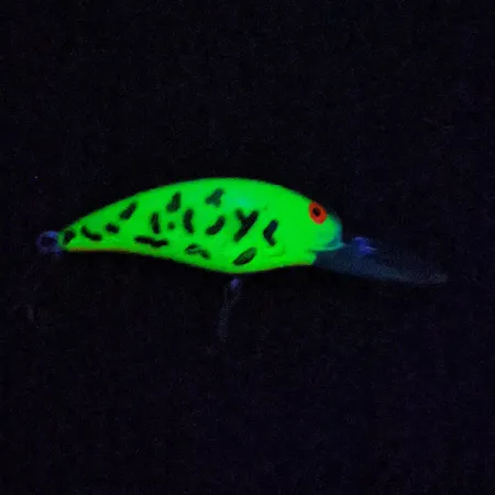 Bomber model 7A baby striper UV Screw tail, 14 g wobler #18073