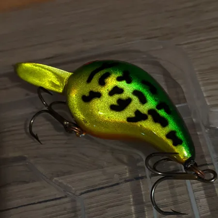 Bomber Fat A B06F, G Finish reflectiv green, 17 g wobler #18324