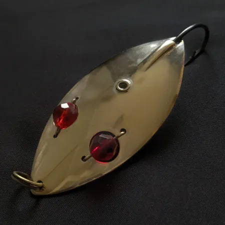 Red Eye Wiggler Weedless