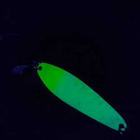 Luhr Jensen Coyote spoon UV Glow, nikiel/biały/żółty blask UV, 7 g błystka wahadłowa #18894
