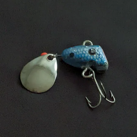 Chas M Six Tackle Little Suzy tail spinner, 21 g #21917