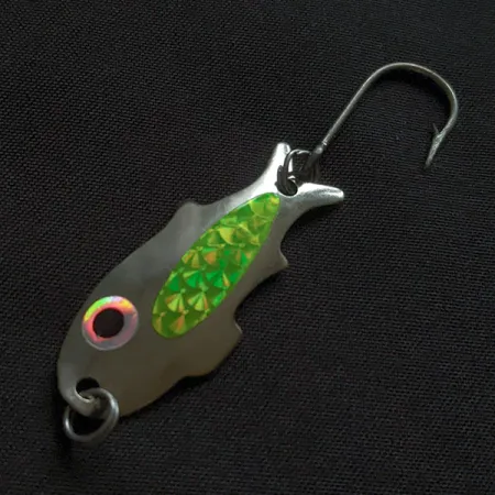 Shoff's Big Triple Teazer, nikiel/zielony hologram, 2 g błystka wahadłowa #22812