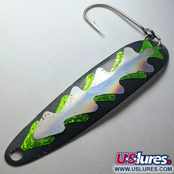Stinger Michigan Flutter Spoon, czarny/biały/hologram, 8 g błystka wahadłowa #22877