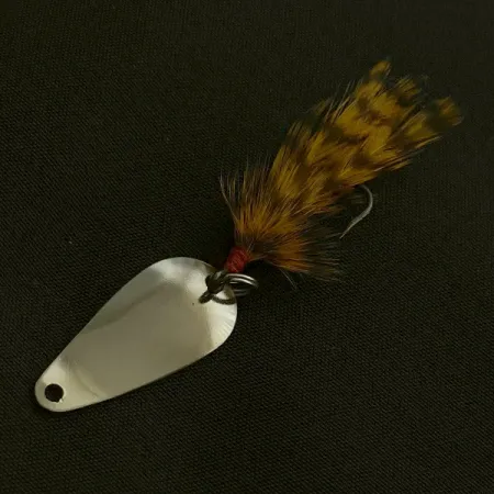 Weller Gypsy King Deluxe, nikiel/biały/czarny, 1,7 g błystka wahadłowa #23598