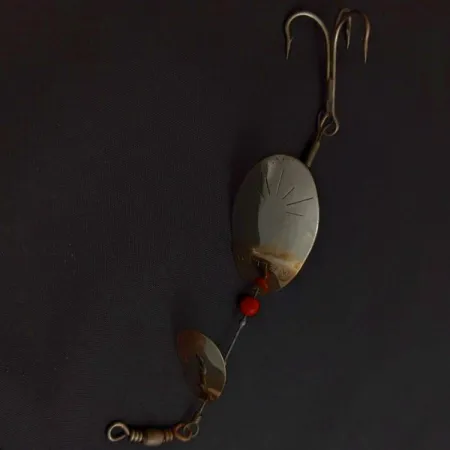 Weller June-Bug, srebrozłoto, 8 g błystka obrotowa #24206