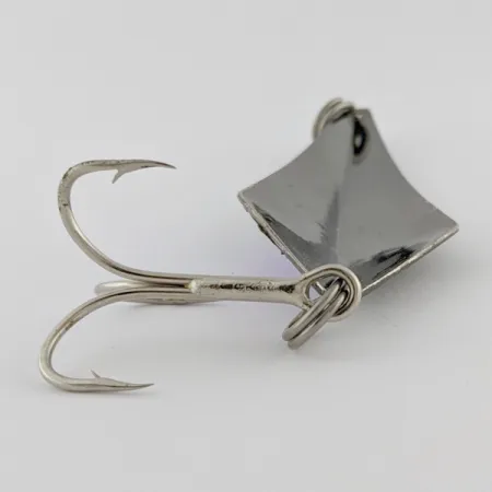 Rebel Arrowhead, black/purple, 17 g błystka wahadłowa #24240