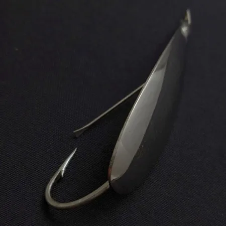 Johnson Silver Minnow Weedless Wahadłówka, Nikiel, 12g, #24548