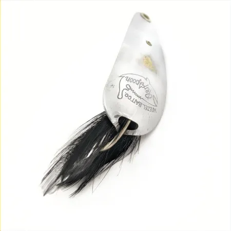 Wahadłówka Weezel Rex Spoon, nikiel, 12 g, chwost z piór, #24761