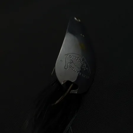 Wahadłówka Weezel Rex Spoon, nikiel, 12 g, chwost z piór, #24761