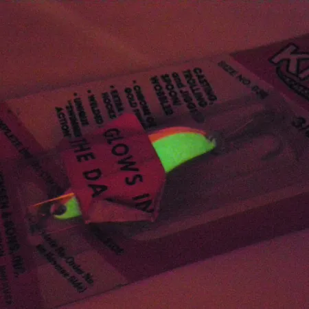 Luhr Jensen Krocodile DIE #3 (świeci w ciemności), biały/czerwony Glow - świeci w ciemności, 14 g błystka wahadłowa #2936