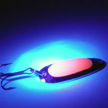 Blue Fox Pixee UV (świeci w ultrafiolecie), nikiel/malinowy, 4,5 g błystka wahadłowa #3317