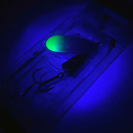 Blue Fox Super Vibrax 4 UV (świeci w ultrafiolecie), nikiel/czarny/żółty, 10 g błystka obrotowa #4367