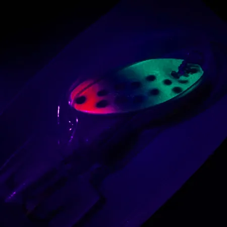 Panther Martin 4 UV (świeci w ultrafiolecie), tęcza, 4 g błystka obrotowa #4996