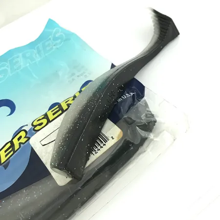 Gary Yamamoto Yamamoto Saltwater series, guma, 3 szt., Czarny z hologramowym brzuchem #6830