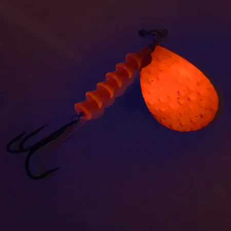 Luhr Jensen Dave Davis UV (świeci w ultrafiolecie), nikiel/różowy, 17 g błystka obrotowa #7673