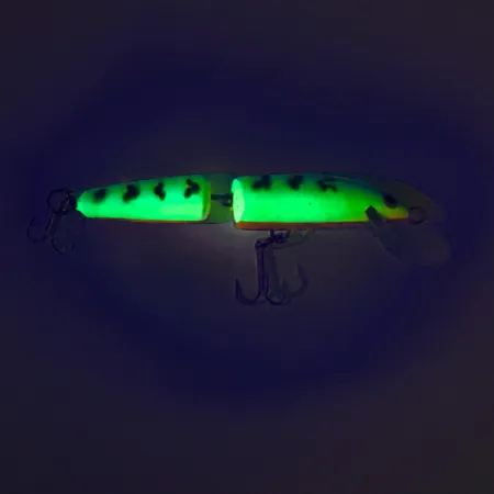 Rapala Jointed J-7 UV (świeci w ultrafiolecie), Fire Tiger (Ognisty Tygrys), 4 g wobler #8011