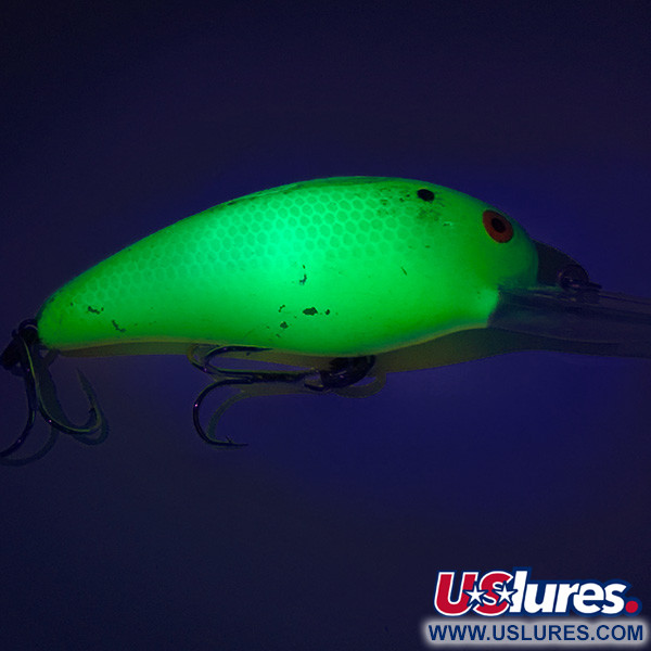  Bomber model 7A UV (świeci w ultrafiolecie), Chartreuse, 14 g wobler #8074