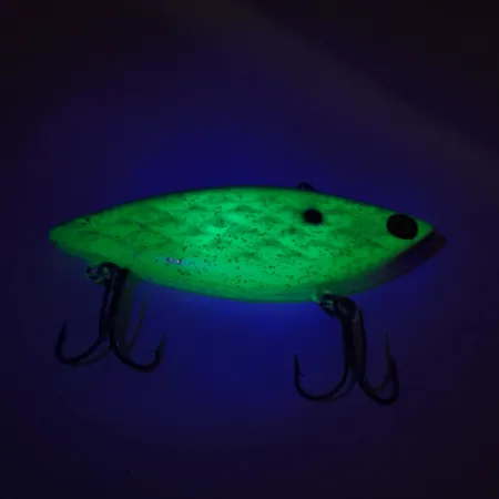 Strike King Diamond Shad UV (świeci w ultrafiolecie), Chartreuse, 14 g wobler #8166