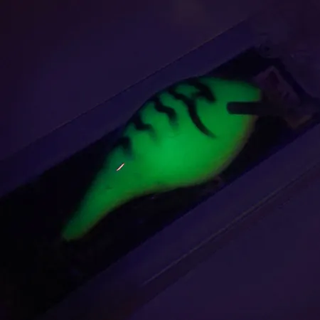 Renegade Lunker Diver UV (świeci w ultrafiolecie), Fire Tiger (Ognisty Tygrys), 11 g wobler #9309